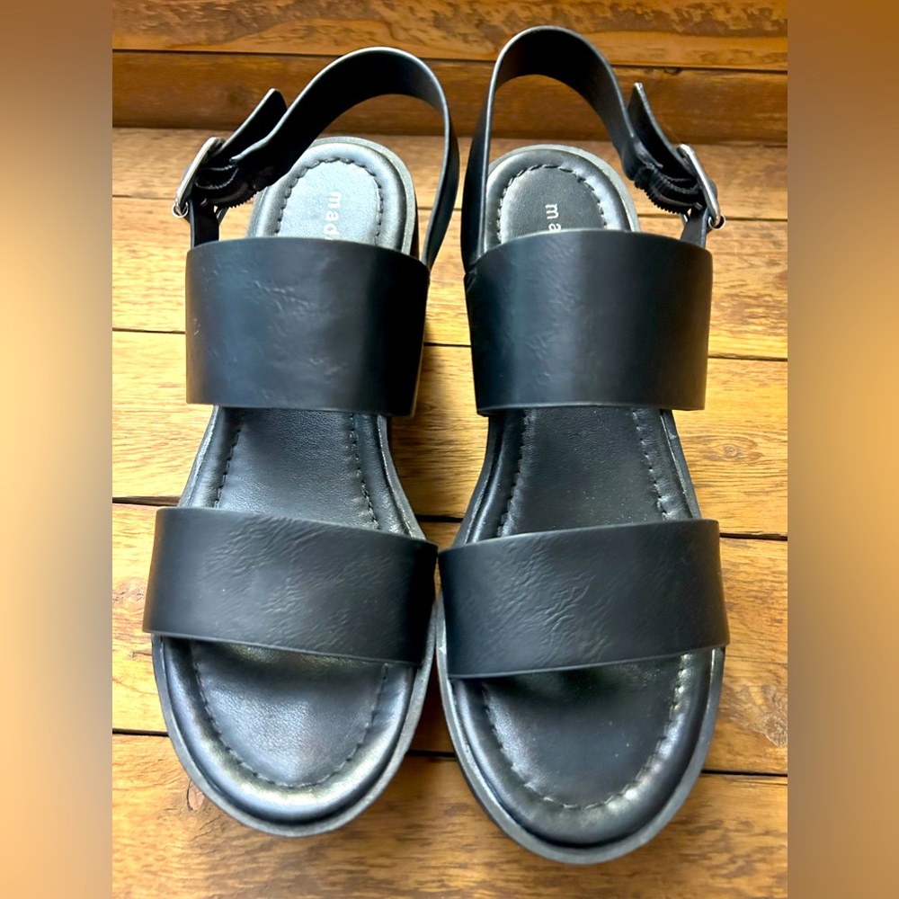 Madden girl Black Dress shoes Size 7